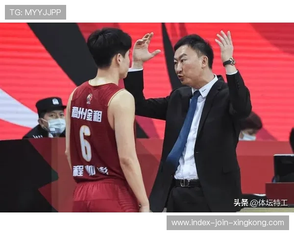 中国男篮训练量曝光:美国教练看傻 中国男篮训练量曝光:美国教练看傻