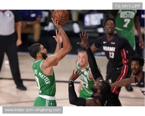 波士顿连续四回合成功换防断节奏