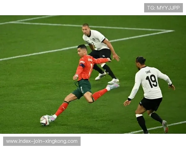 法甲尼斯整体联动流畅,攻势逐步淹没客队