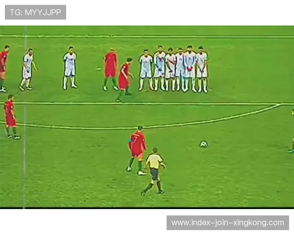 巴黎追C罗式绝杀模式：足球一瞬间的传奇演绎